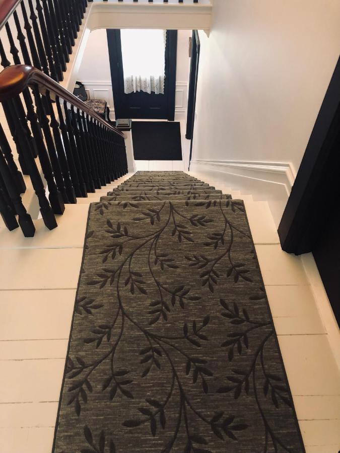 B&B Hillhouse Lac-Brome Bagian luar foto