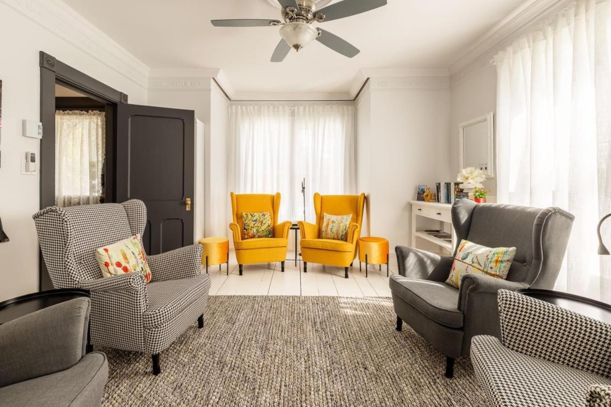 B&B Hillhouse Lac-Brome Bagian luar foto