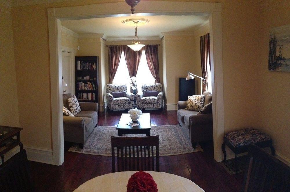 B&B Hillhouse Lac-Brome Bagian luar foto